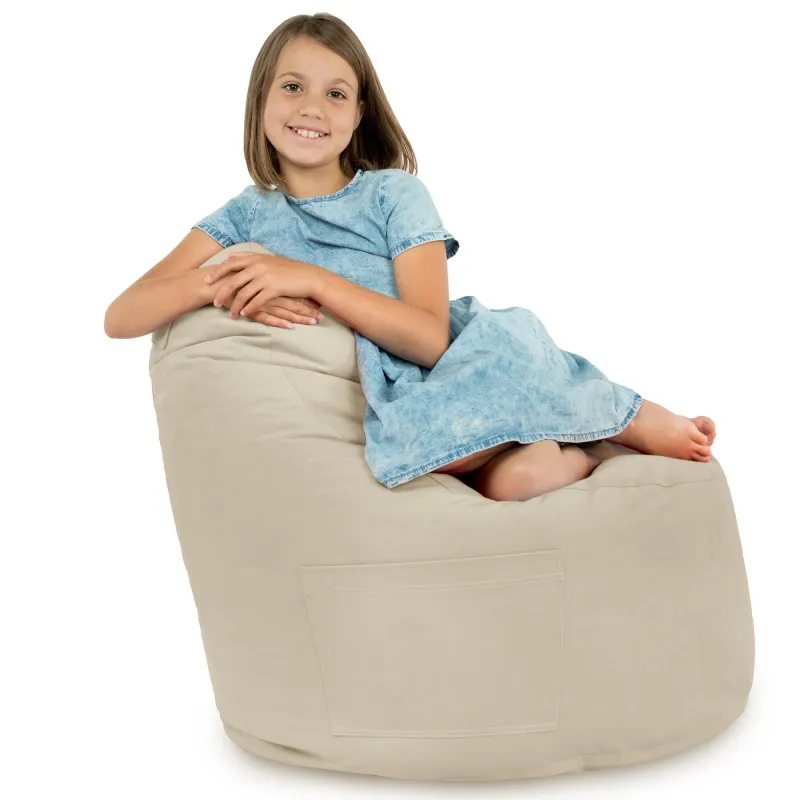 Sillón Porto de terciopelo suave para espacios acogedores