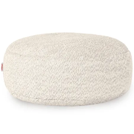 Puff redondo en bouclé, textura suave y diseño contemporáneo