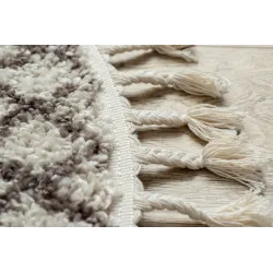 Alfombra con flecos de estilo bereber, ideal para la habitación infantil