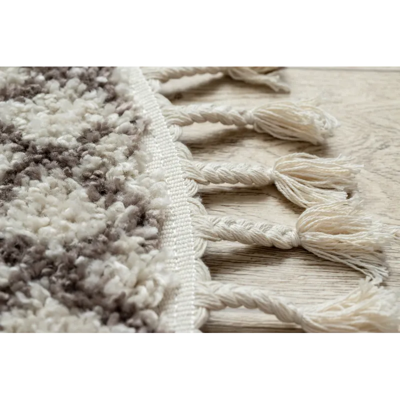 Alfombra con flecos de estilo bereber, ideal para la habitación infantil