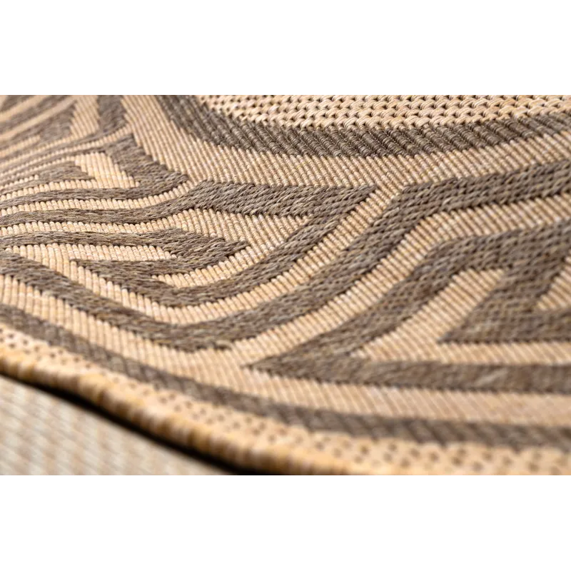 Alfombra de sisal con textura agradable, ideal para salas o dormitorios