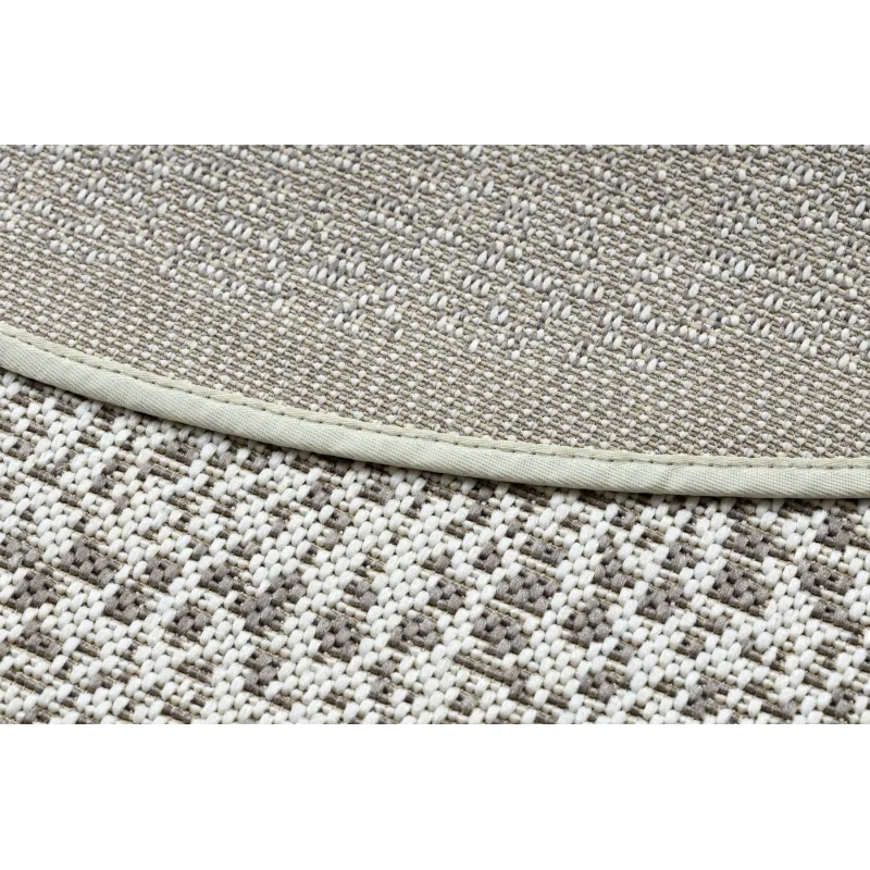 Alfombra suave con textura natural, ideal para la zona de descanso