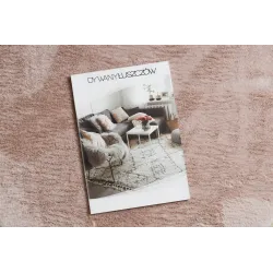 Alfombra con textura suave, perfecta para la habitación de los niños