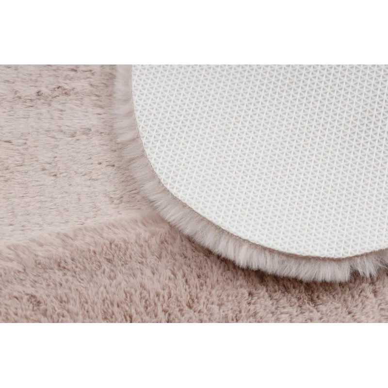 Alfombra SHAPE 3150 suave, ideal para habitaciones infantiles o modernas