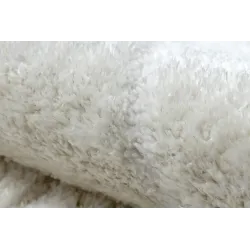 Alfombra versátil que ilumina cualquier espacio, ideal para cualquier habitación
