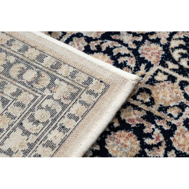Alfombra suave NAIN Ornamento, ideal para crear un ambiente acogedor