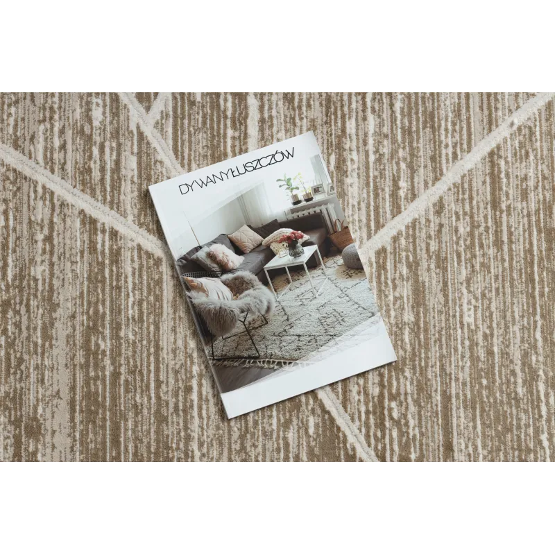 Alfombra moderna DUKE 51557 beige, perfecta para salones elegantes