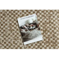 Alfombra de sisal con diseño geométrico, ideal para espacios contemporáneos