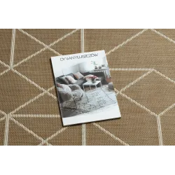 Alfombra de sisal en color beige geométrico, perfecta para espacios contemporáneos