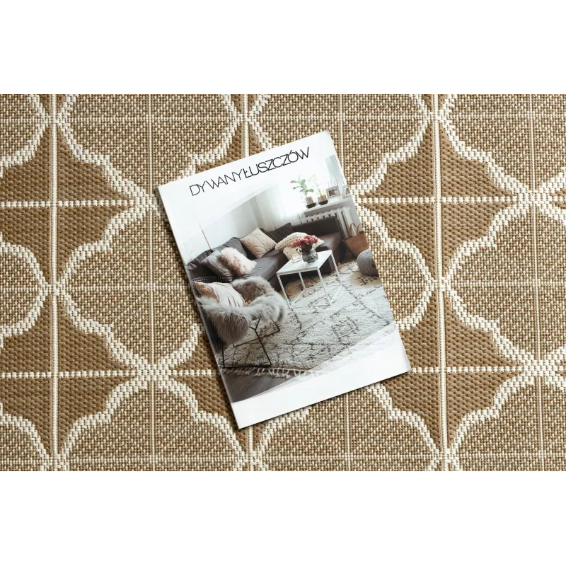 Alfombra de sisal elegante en beige, perfecta para interiores modernos