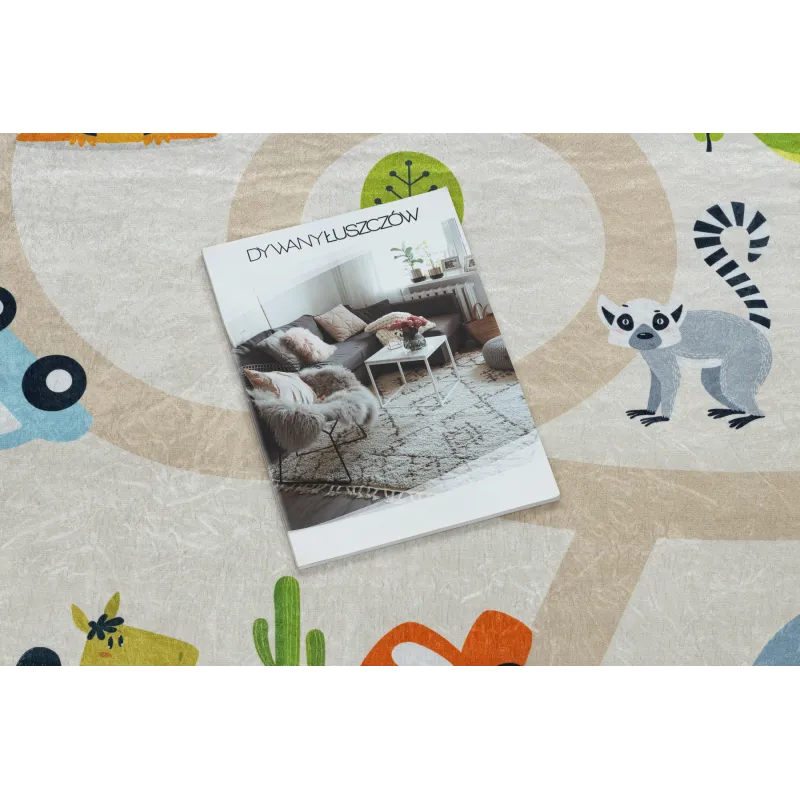 Alfombra BAMBINO 50230 de material suave, perfecta para el cuarto de los niños