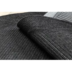 Alfombra exterior negra de sisal, perfecta para familias y niños
