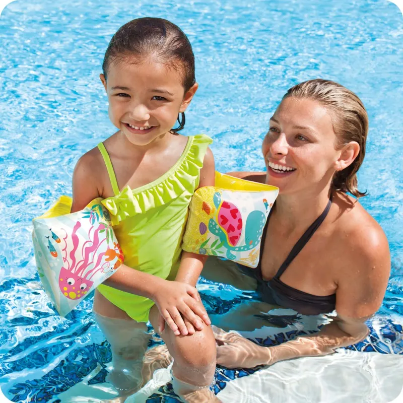 Manguitos hinchables para niños, cómodos y seguros, ideales para jugar en la piscina