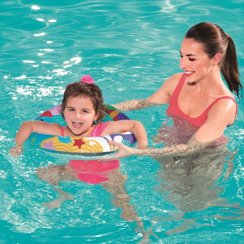 Aro inflable, perfecto para aventuras acuáticas de verano