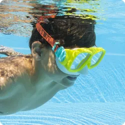 Máscara de natación vibrante, ideal para actividades en la piscina