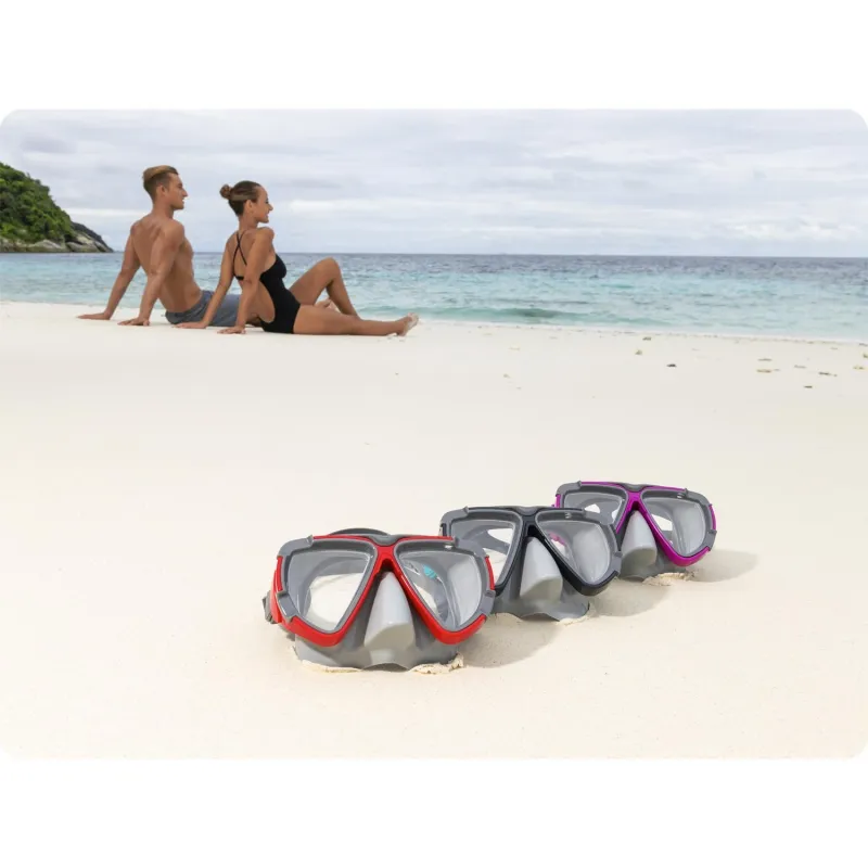 Máscara de natación púrpura, ideal para usar en la piscina o en la playa