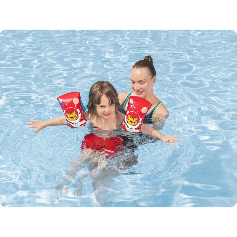 Manguitos para niños hechos de materiales de alta calidad