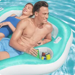 Colchón de Natación Bestway 43045 ideal para usar en la piscina o en la playa