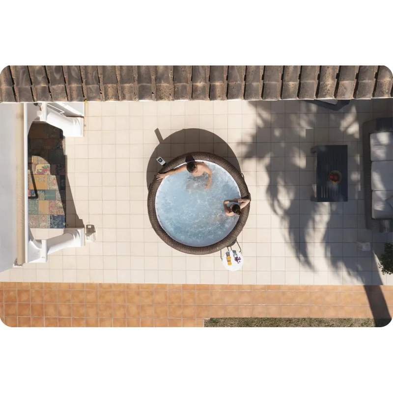 SPA Hinchable Lay-Z Bali marrón, perfecto para el jardín o la terraza