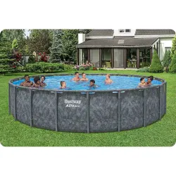 Piscina 671 x 132 cm, perfecta para disfrutar en el jardín