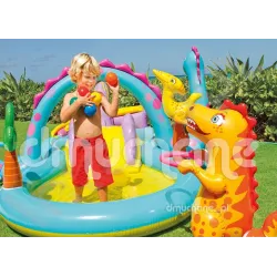 Centro de juegos hinchable dinosaurios, ideal para diversión al aire libre