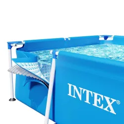 Piscina de jardín fabricada con materiales duraderos, segura para la familia
