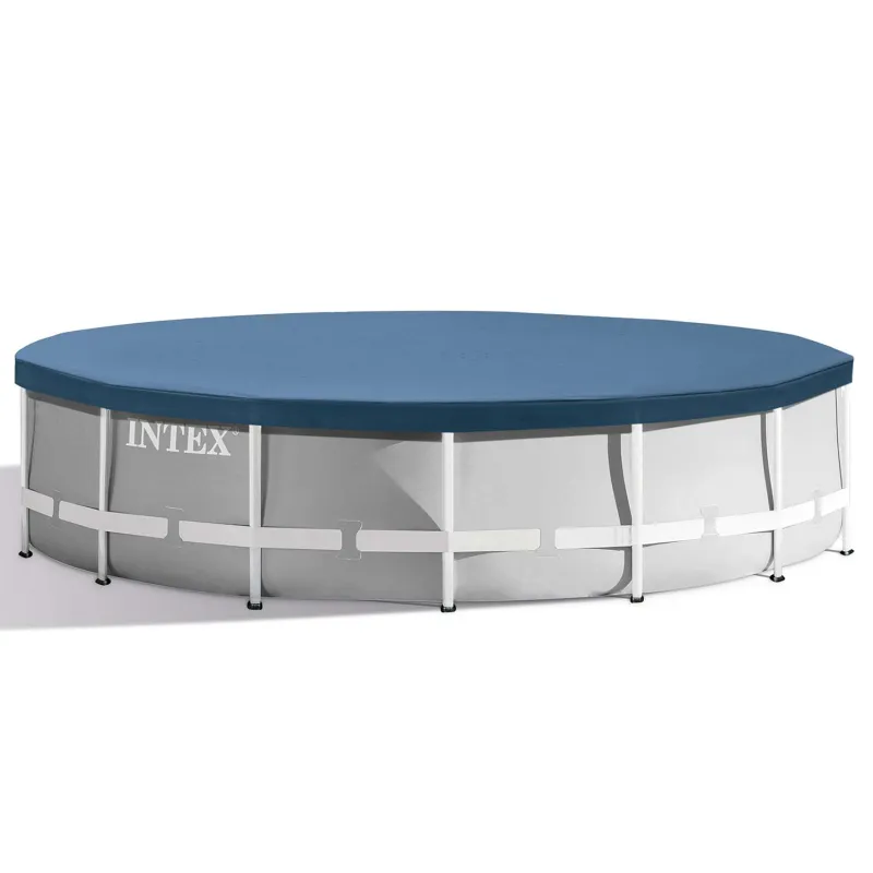 Piscina ideal para juegos infantiles y relajación en el jardín