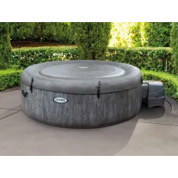 SPA hinchable elegante en azul, perfecto para relajarse en el jardín