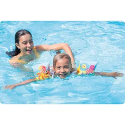 Manguitos de natación, perfectos para aprender en el jardín o en la piscina