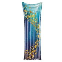 Colchón de natación colorido, ideal para días de verano