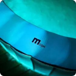 SPA hinchable Starry, ideal para reuniones familiares al aire libre