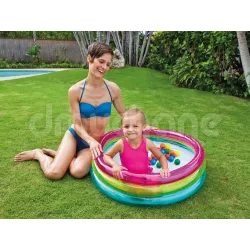 Piscina inflable colorida para niños, diversión perfecta en casa o en el jardín