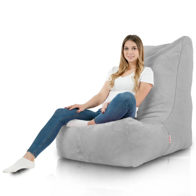 Puff gris elegante para espacios modernos