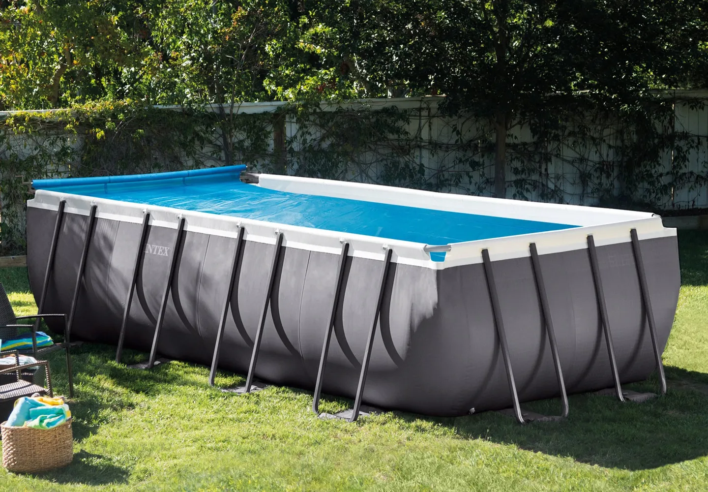 Enrollador para lona solar para piscinas estructura 274 - 488 cm INTEX 28051 - 4